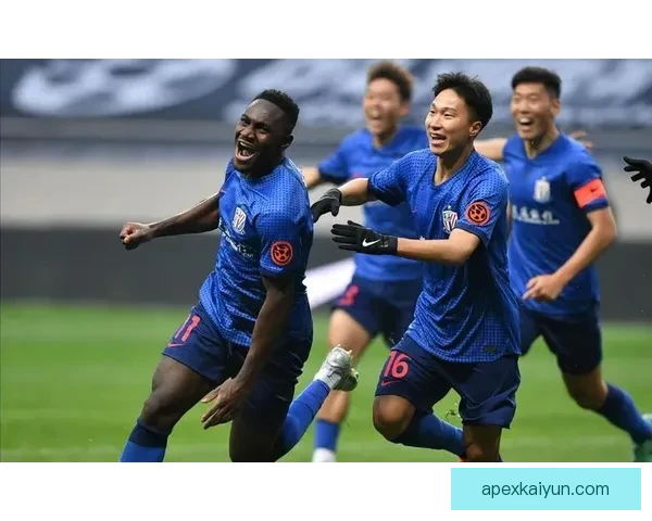 中超海港进攻表现稳健，球队竞争力增强值得关注