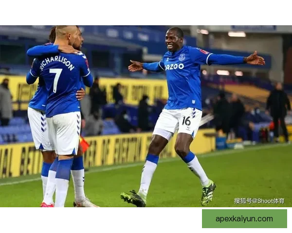 英超卡什状态回暖，近期表现稳健引发关注