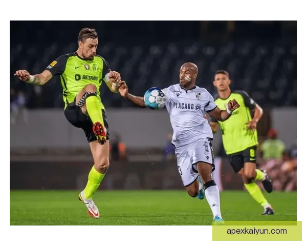 足球球员得分分析：当前赛季最出色的射手表现稳健