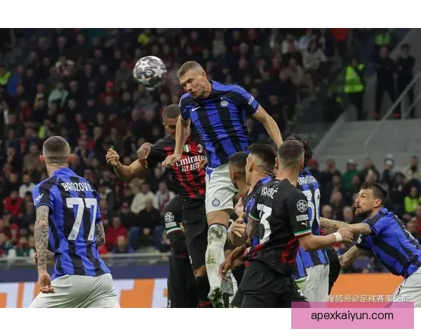 足球新星英雄榜：多位年轻球员本赛季表现稳健，持续提升备受期待